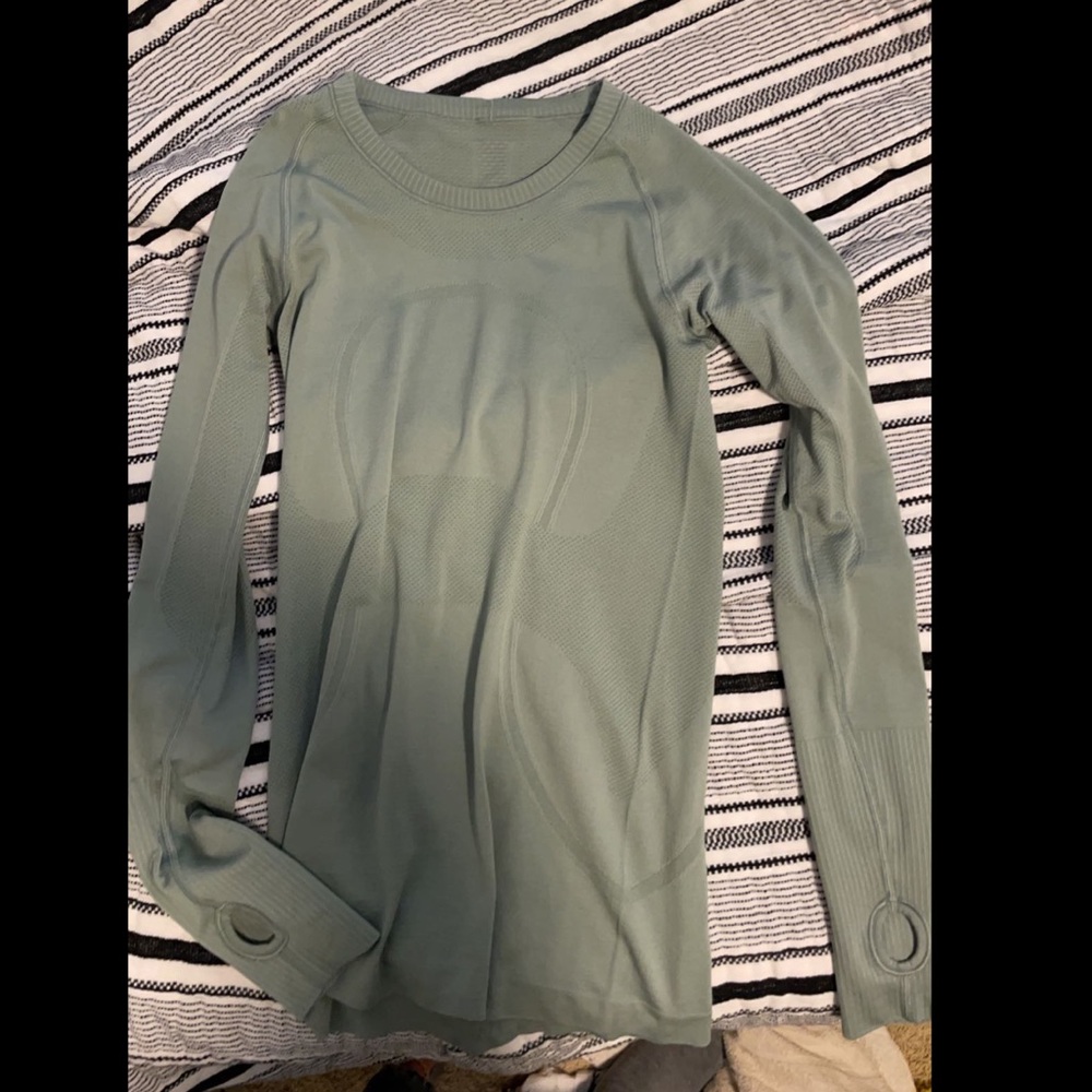 Lululemon swiftly tech